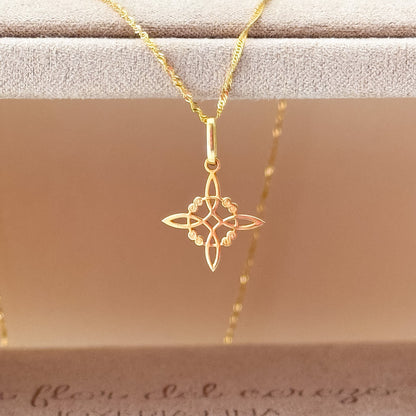 Dije Nudo de Brujas en Oro 18K