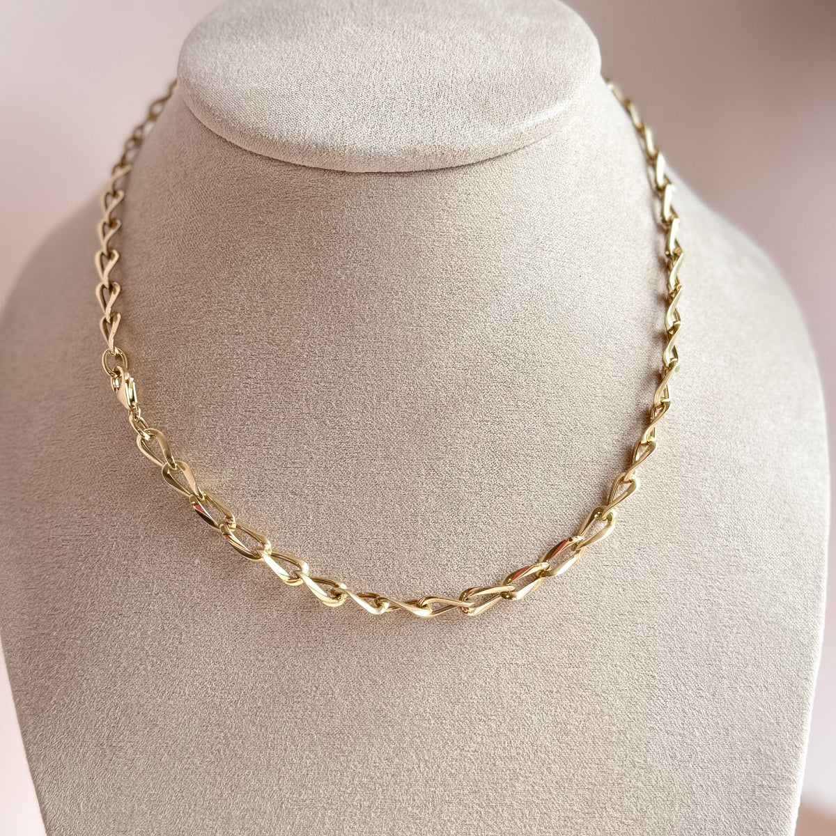 Cadena Figaro Clásica de Oro 18K