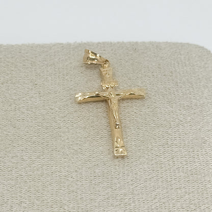 Dije Crucifijo Tallado Brillante