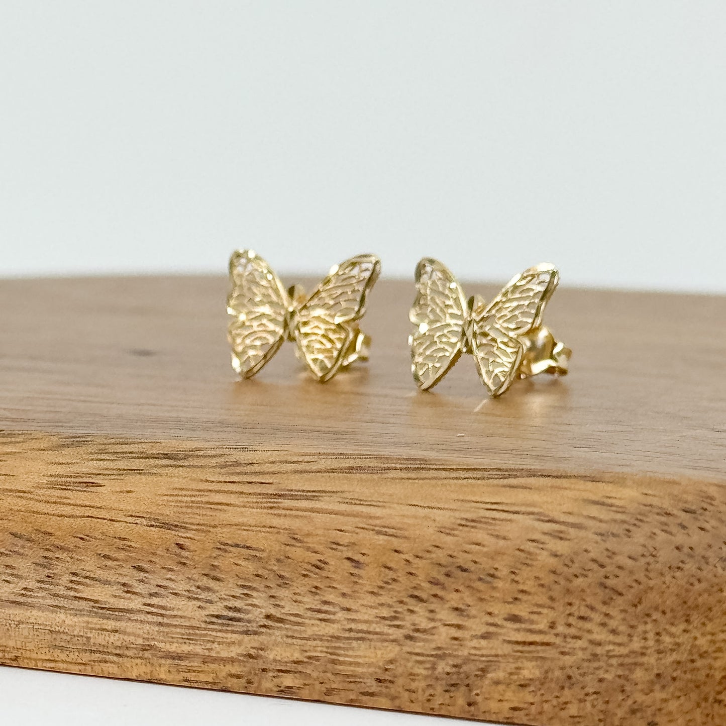 Aretes Mariposa Esencia