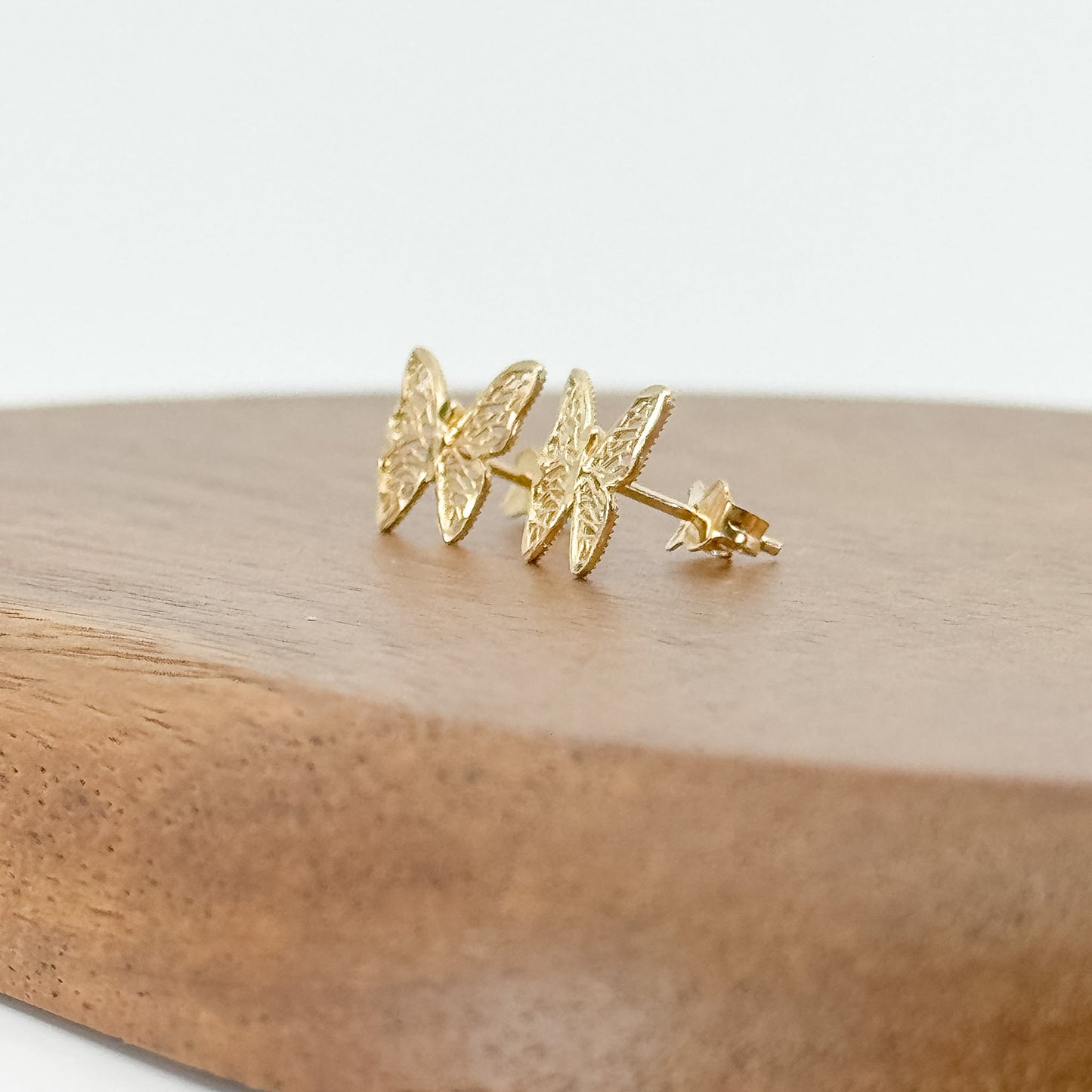 Aretes Mariposa Esencia