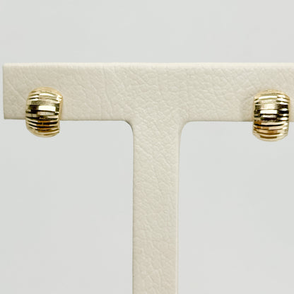 Aretes Clásicos 2 Facetados en Oro 18K