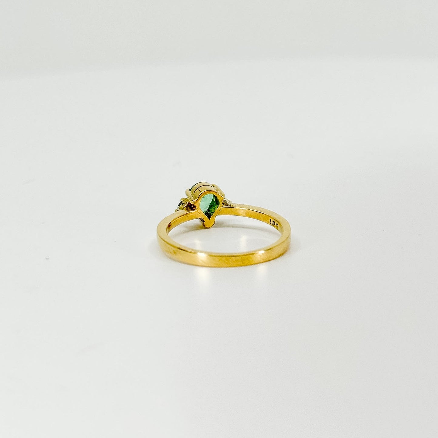 Anillo Esmeralda Grace – Esmeralda Natural y Diamantes en Oro 18K | Talla 6