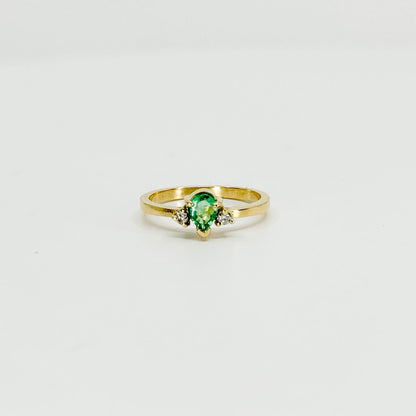 Anillo Esmeralda Grace – Esmeralda Natural y Diamantes en Oro 18K | Talla 6