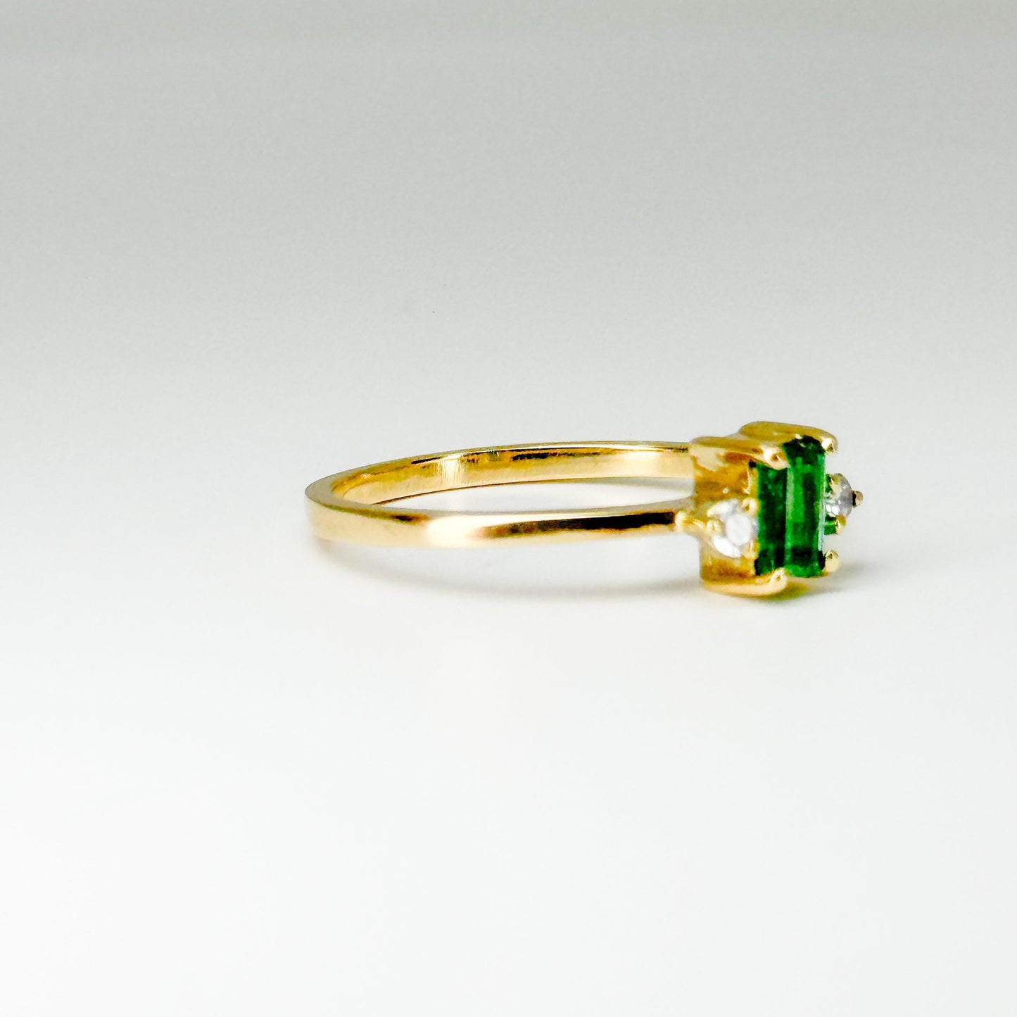 Anillo Esmeralda Élise – Esmeralda Natural y Diamantes en Oro 18K | Talla 8