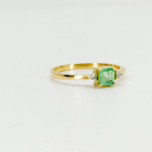 Anillo Esmeralda Royale – Esmeralda Natural y Diamantes en Oro 18K | Talla 9