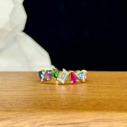 Anillo Rainbow Glam – Cristales Multicolor en Oro 18K | Talla 8