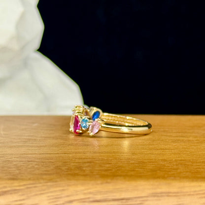 Anillo Rainbow Glam – Cristales Multicolor en Oro 18K | Talla 8