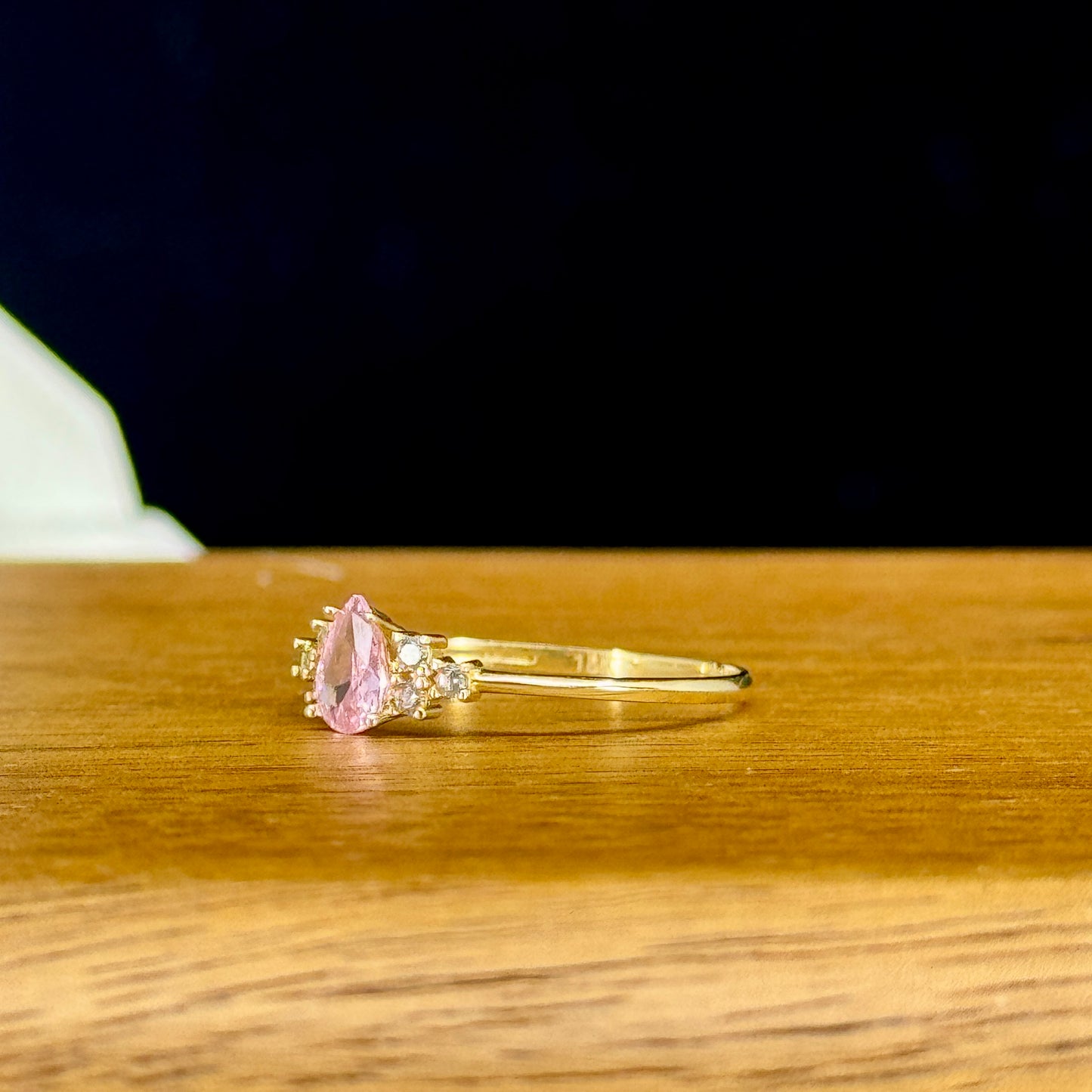 Anillo Pink Lumière – Cristal Rosa y Brillantes en Oro 18K | Talla 8.5