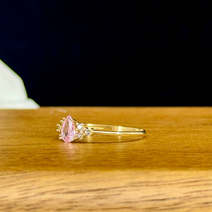 Anillo Pink Lumière – Cristal Rosa y Brillantes en Oro 18K | Talla 8.5
