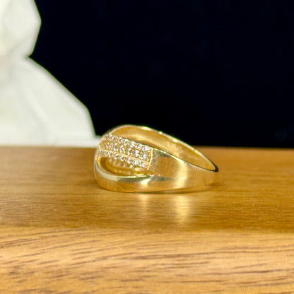 Anillo Infinity Glow – Cristales Brillantes en Oro 18K | Talla 7.5