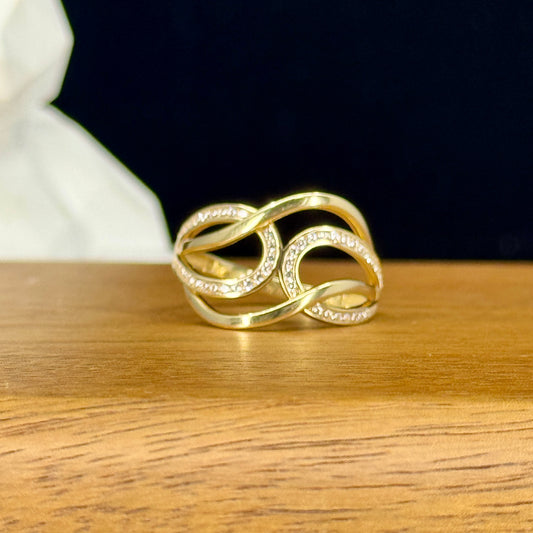 Anillo Endless Elegance – Diseño Infinito con Brillo en Oro 18K | Talla 8