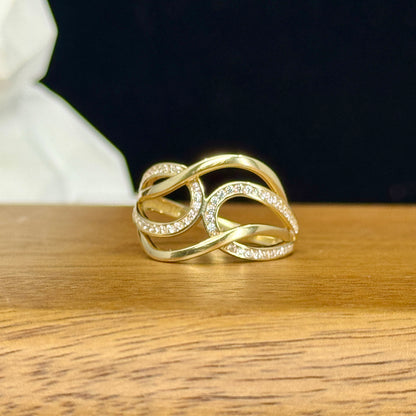 Anillo Endless Elegance – Diseño Infinito con Brillo en Oro 18K | Talla 8