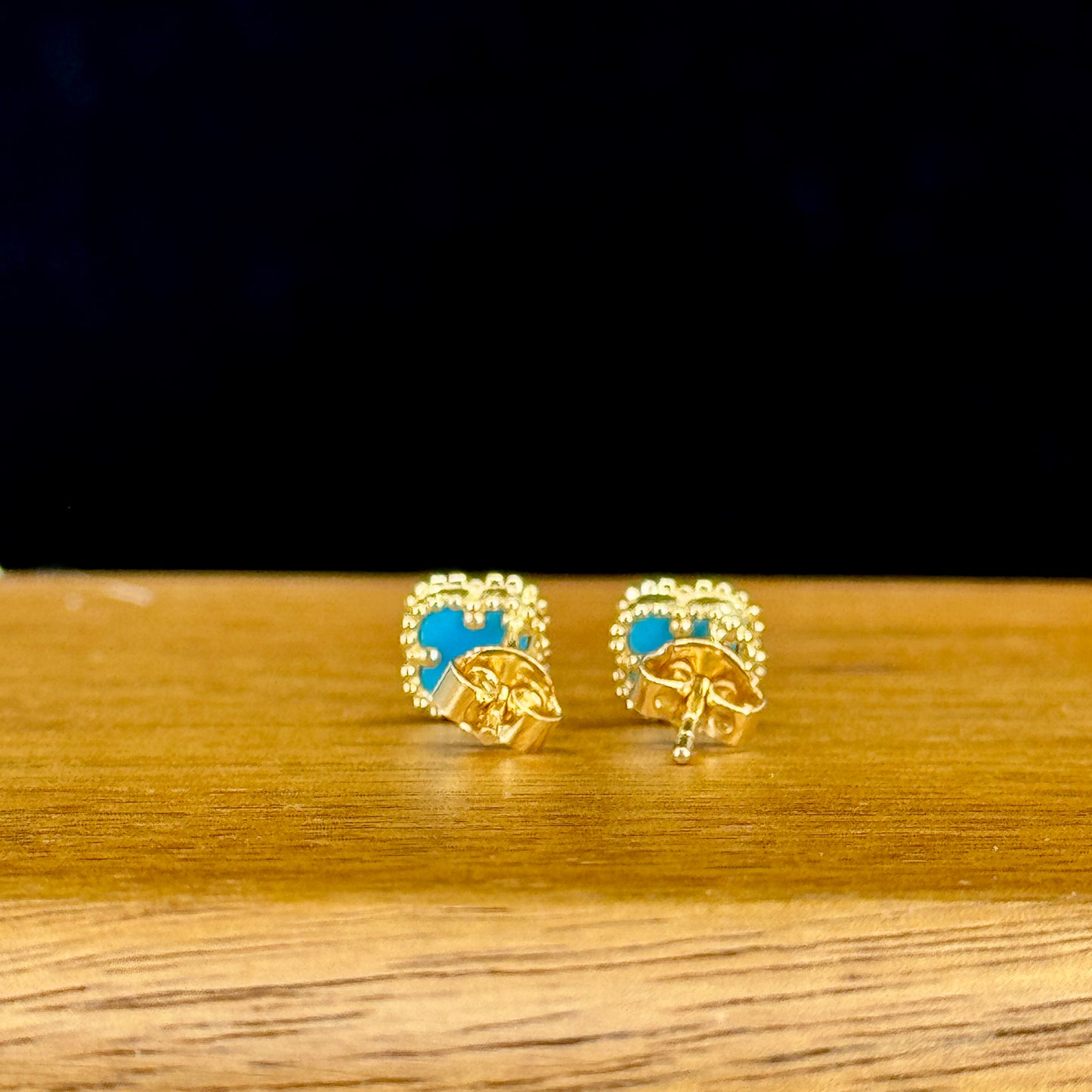 Aretes Clover Turquoise – Piedra Turquesa en Oro 18K