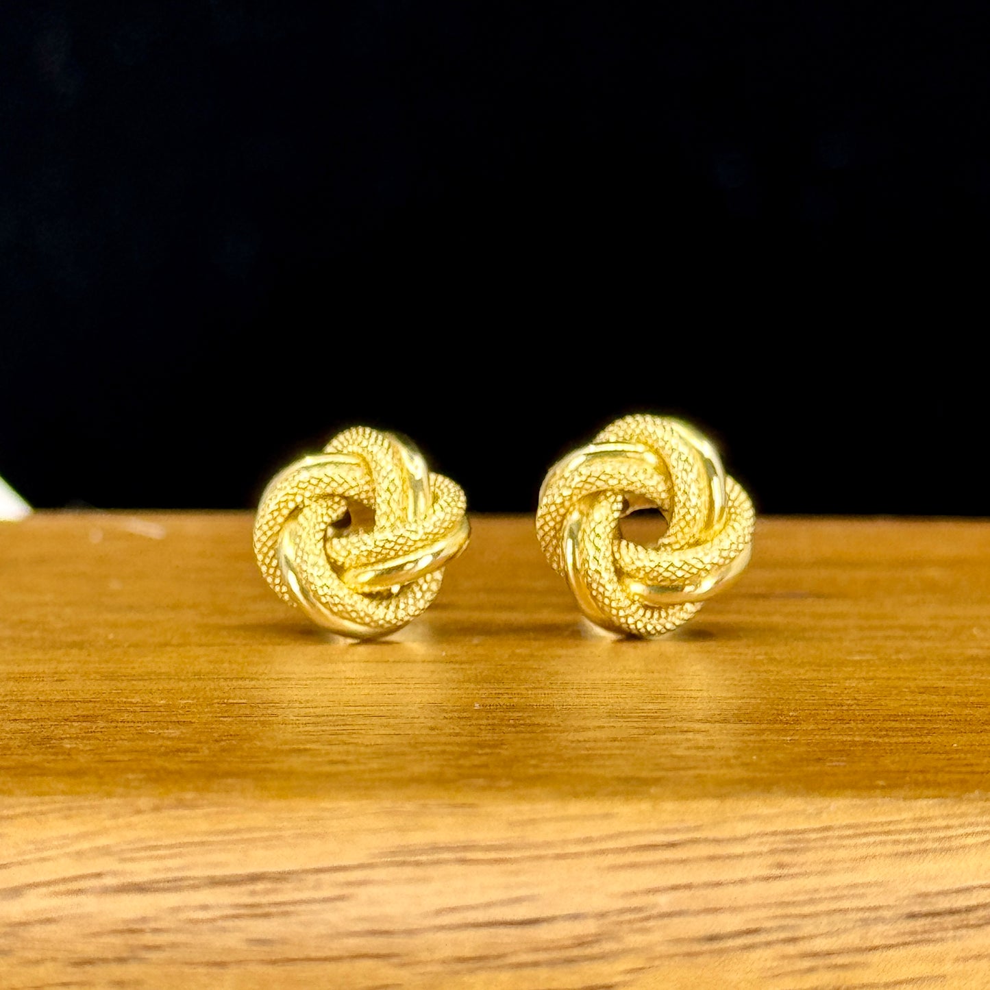 retes Nœud Impérial – Nudo Texturizado en Oro 18K