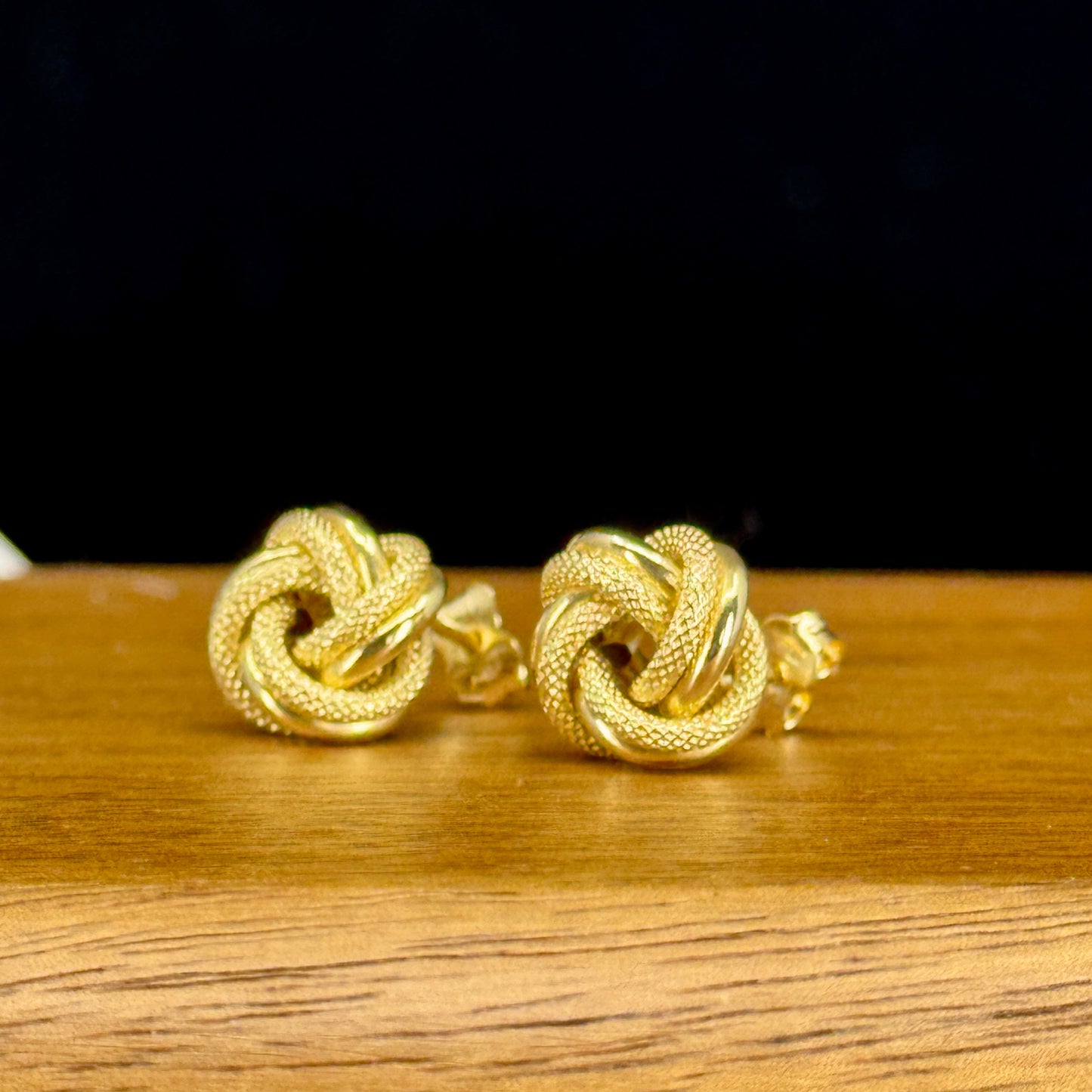 retes Nœud Impérial – Nudo Texturizado en Oro 18K