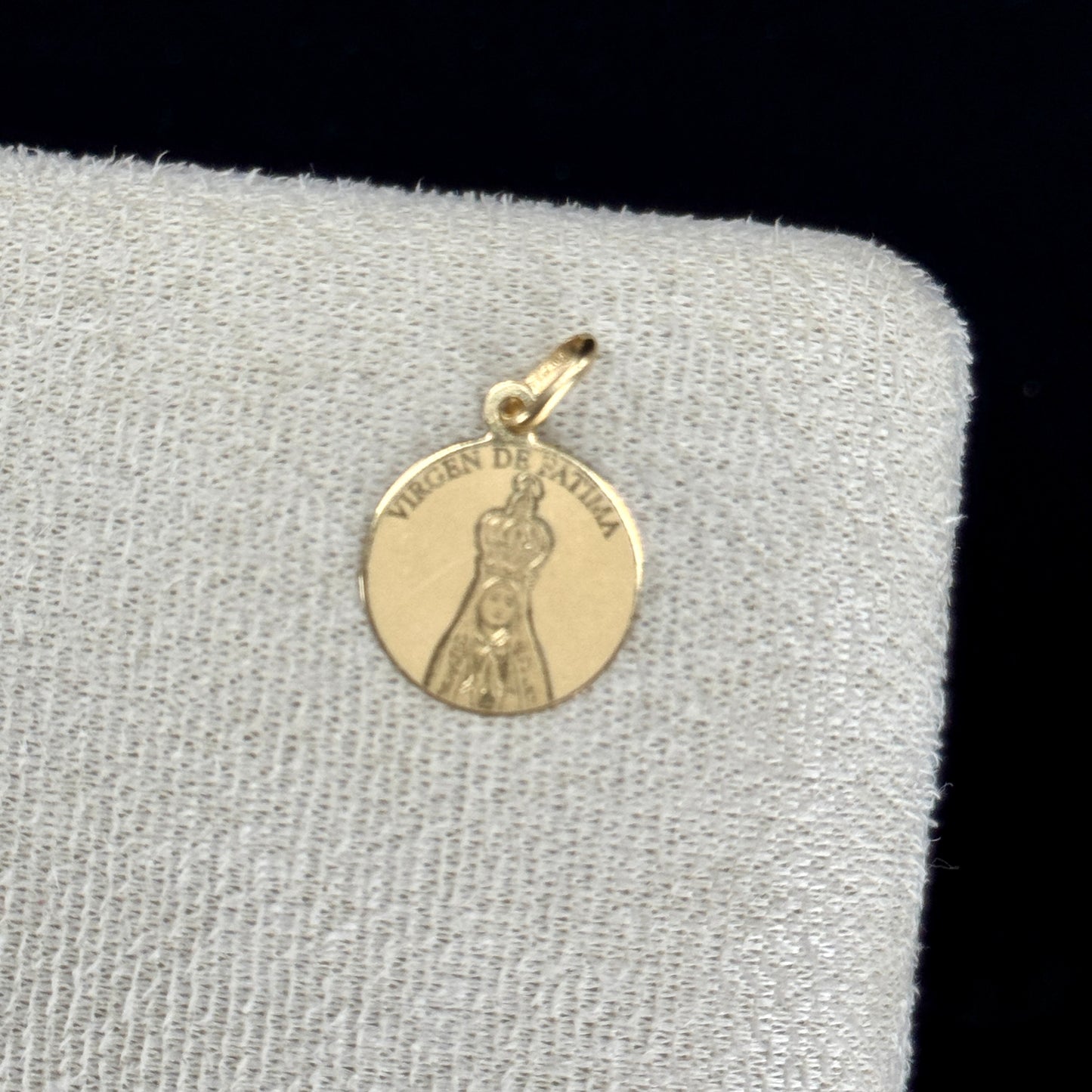 Medalla Virgen de Fátima Celestial