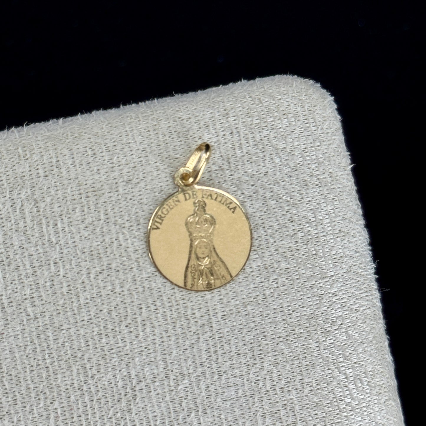 Medalla Virgen de Fátima Celestial