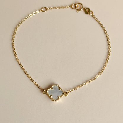 Pulsera Trébol de Nácar en Oro 18K