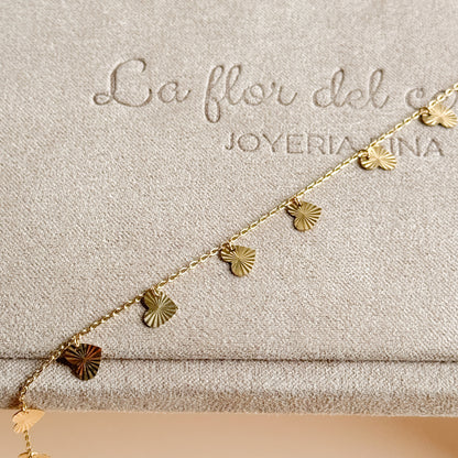 Pulsera Corazones Colgantes de Oro 18K