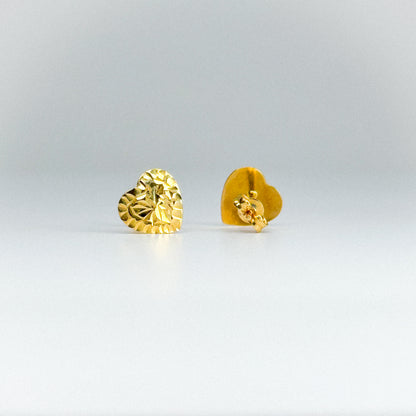 Aretes corazón facetado