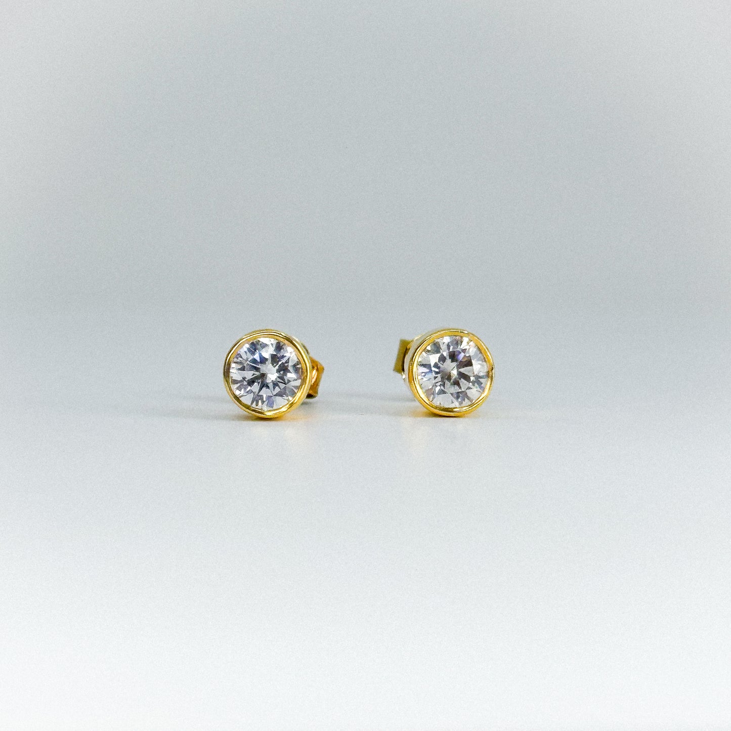 Aretes punto de luz cilíndricos