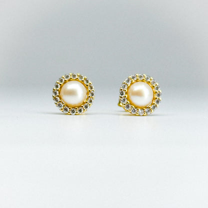 Aretes perla circular con cristales