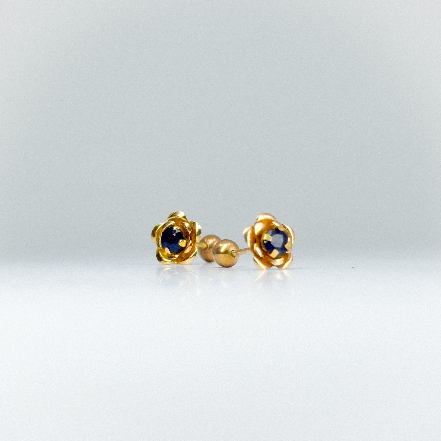 aretes con piedra natural zafiro