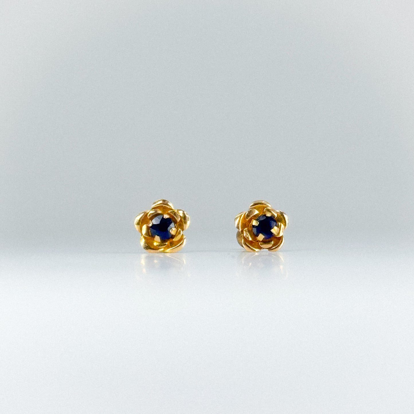 aretes con piedra natural zafiro