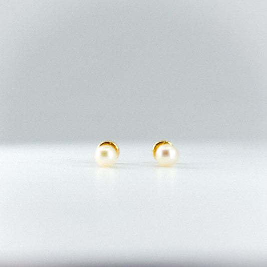 Aretes Topito de Perla Cultivada en oro 18k