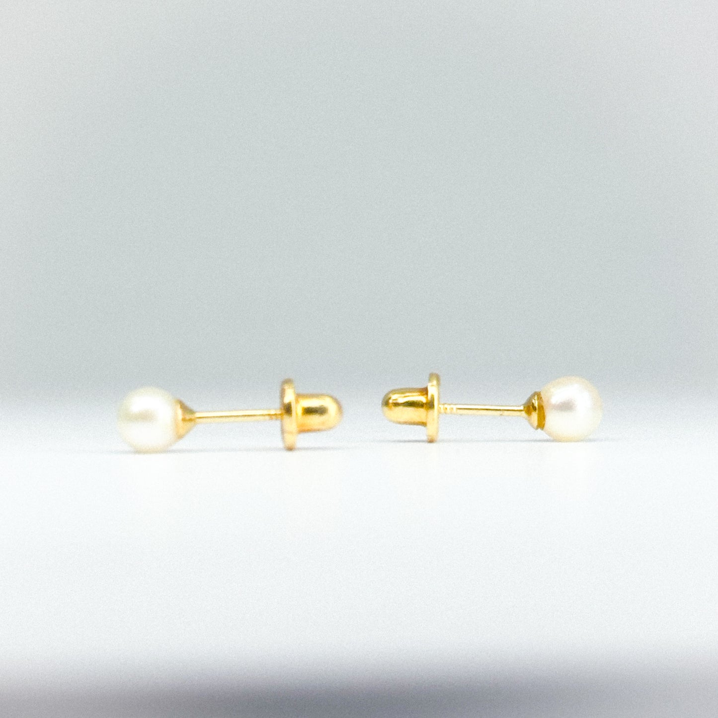 Aretes Topito de Perla Cultivada en oro 18k