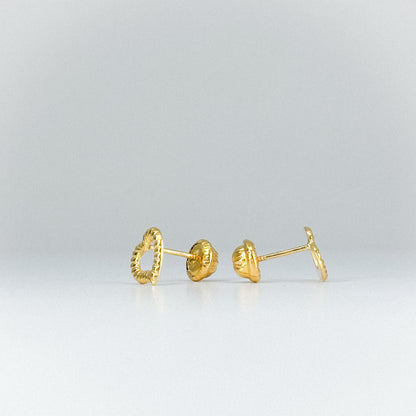 Aretes tipo topito corazón calado