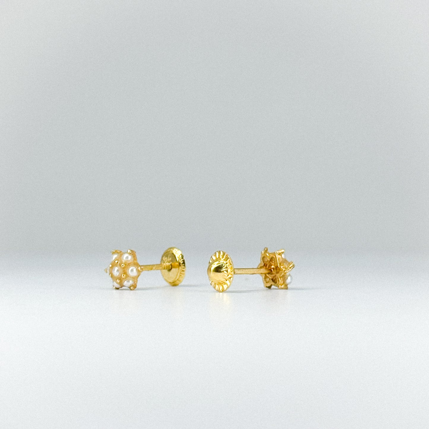 Aretes Roseta de Perlas en oro 18k ✨