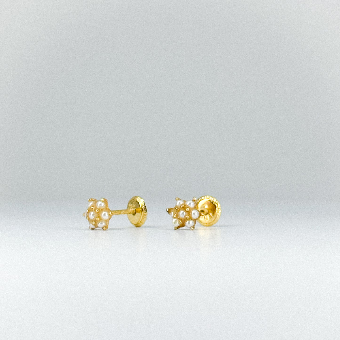 Aretes Roseta de Perlas en oro 18k ✨
