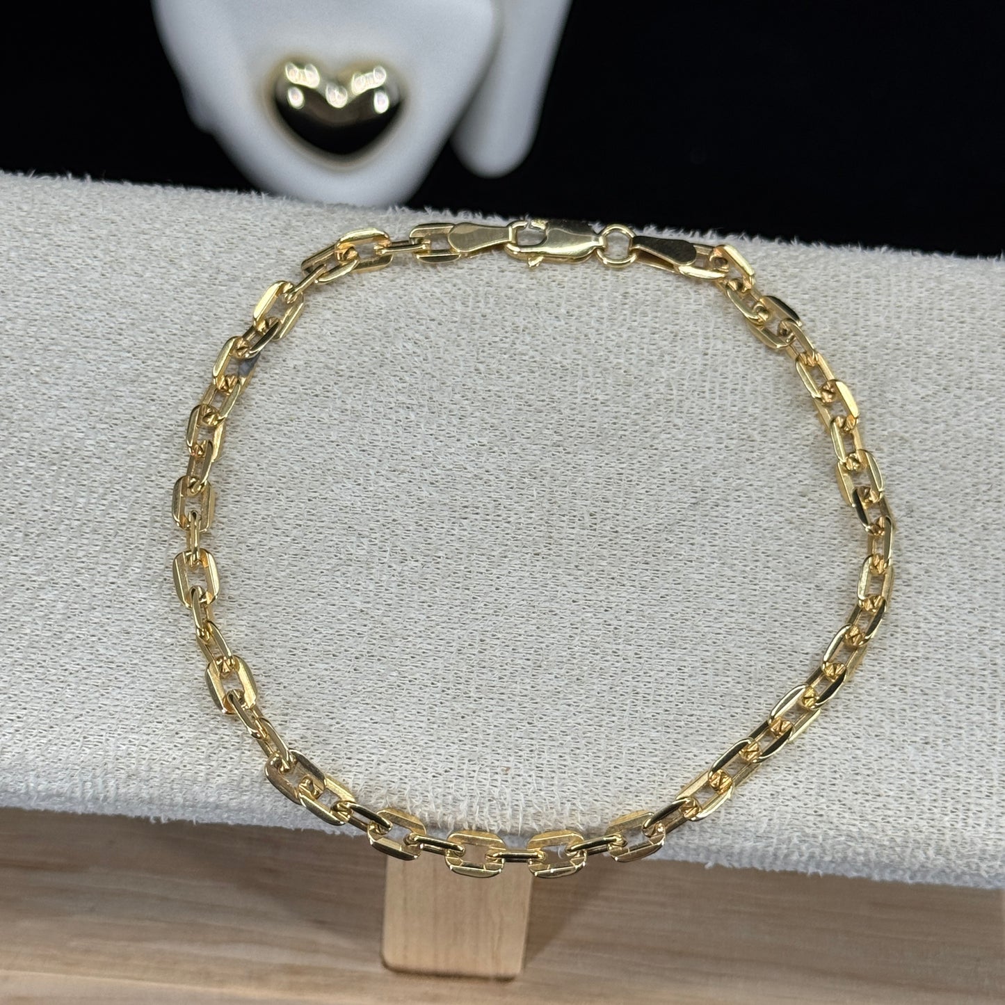 Pulsera Clip Elegance – Oro 18K