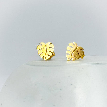 Aretes hoja de oro 18k