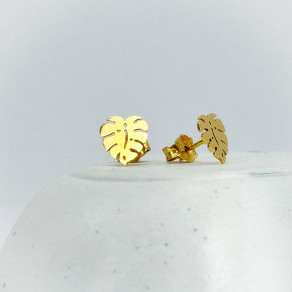Aretes hoja de oro 18k