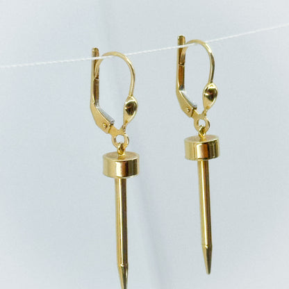 Aretes Dardo de Luz en Oro 18k