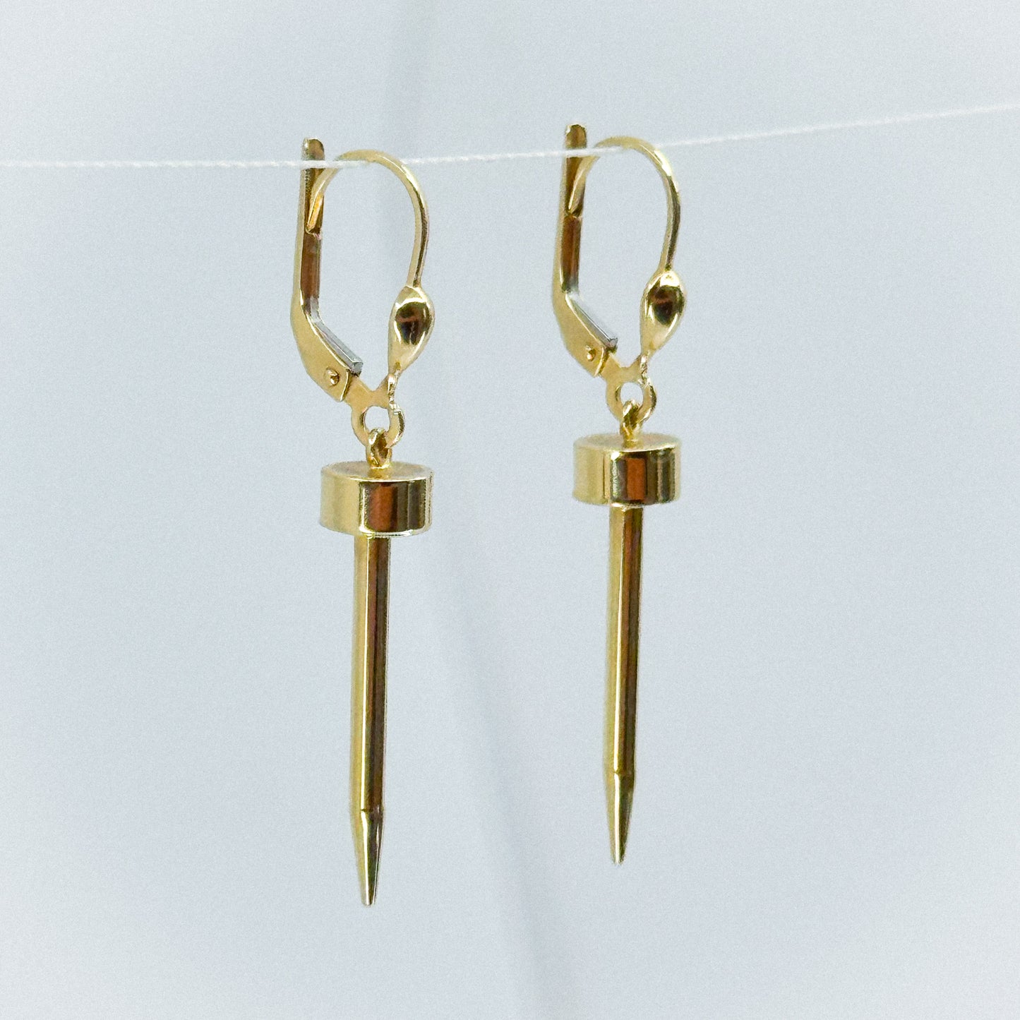 Aretes Dardo de Luz en Oro 18k