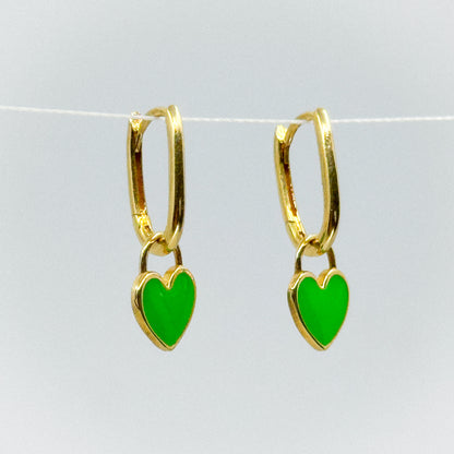 Aretes Amor Esmeralda de Oro 18k