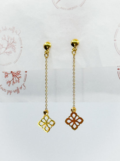 Aretes Flor Suspendida en Oro 18k