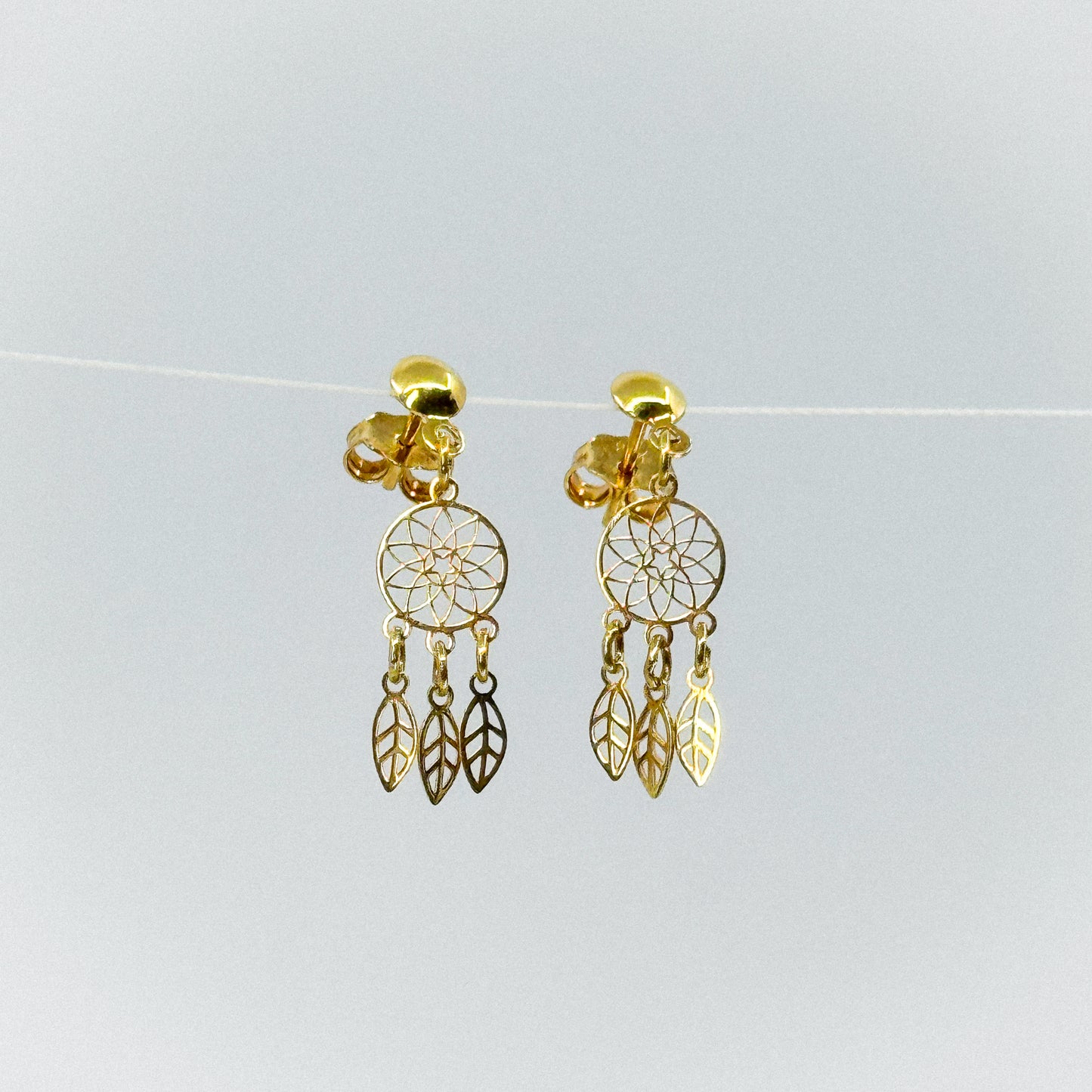 Aretes Atrapasueños de Oro 18k – Espíritu Libre