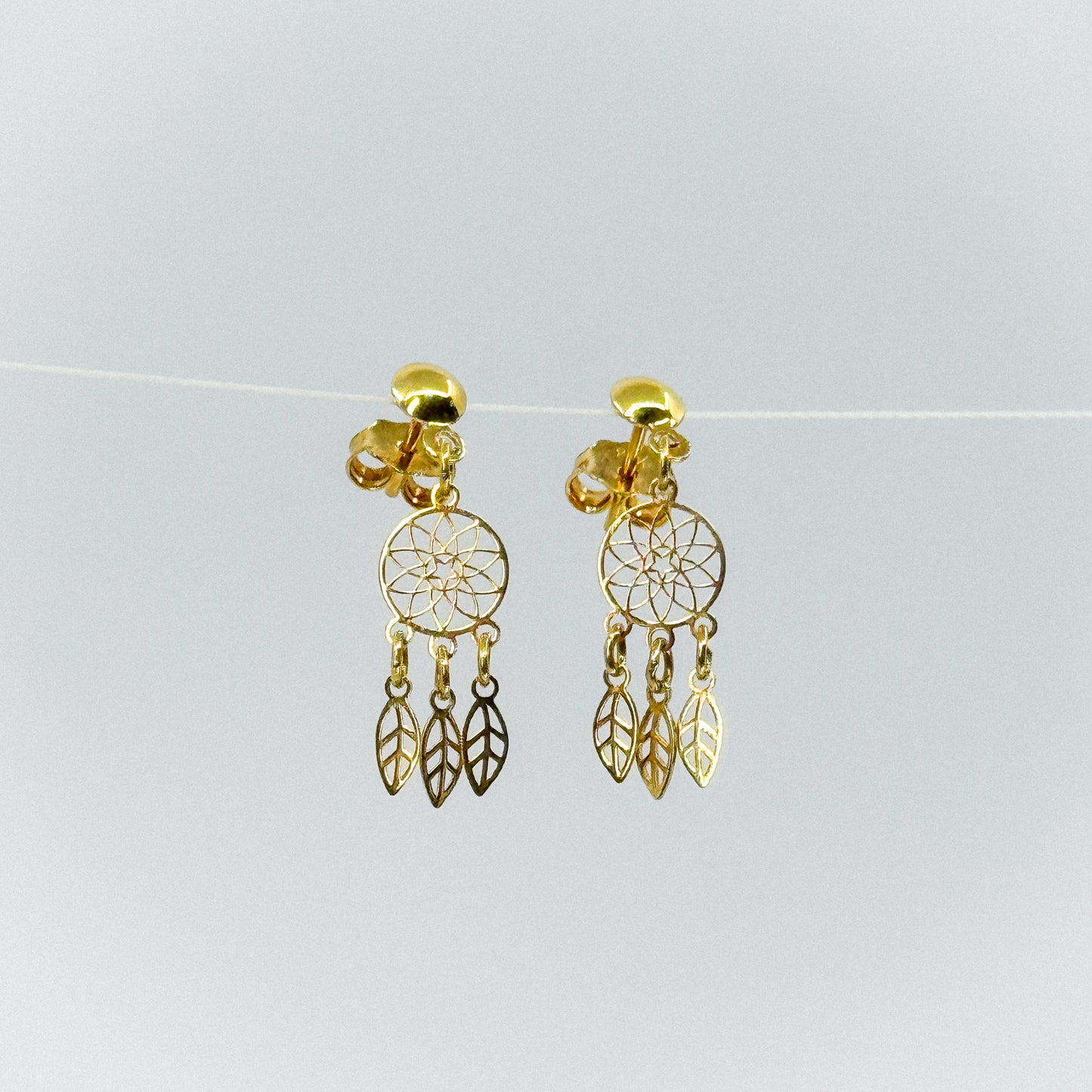 Aretes Atrapasueños de Oro 18k – Espíritu Libre