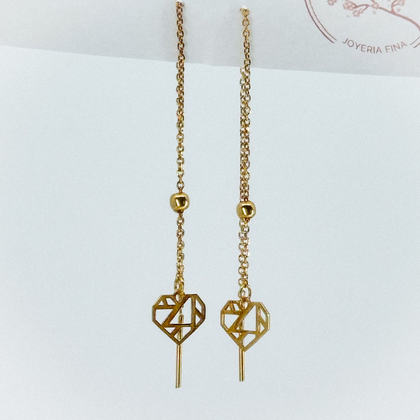 Aretes Corazón Trenzado de Oro 18k