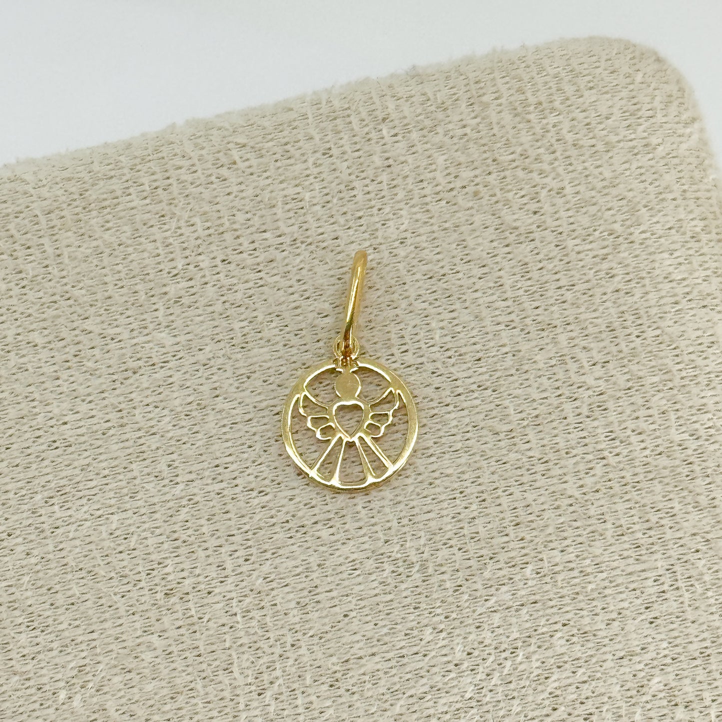 Dije Ángel de Corazón – Oro 18k
