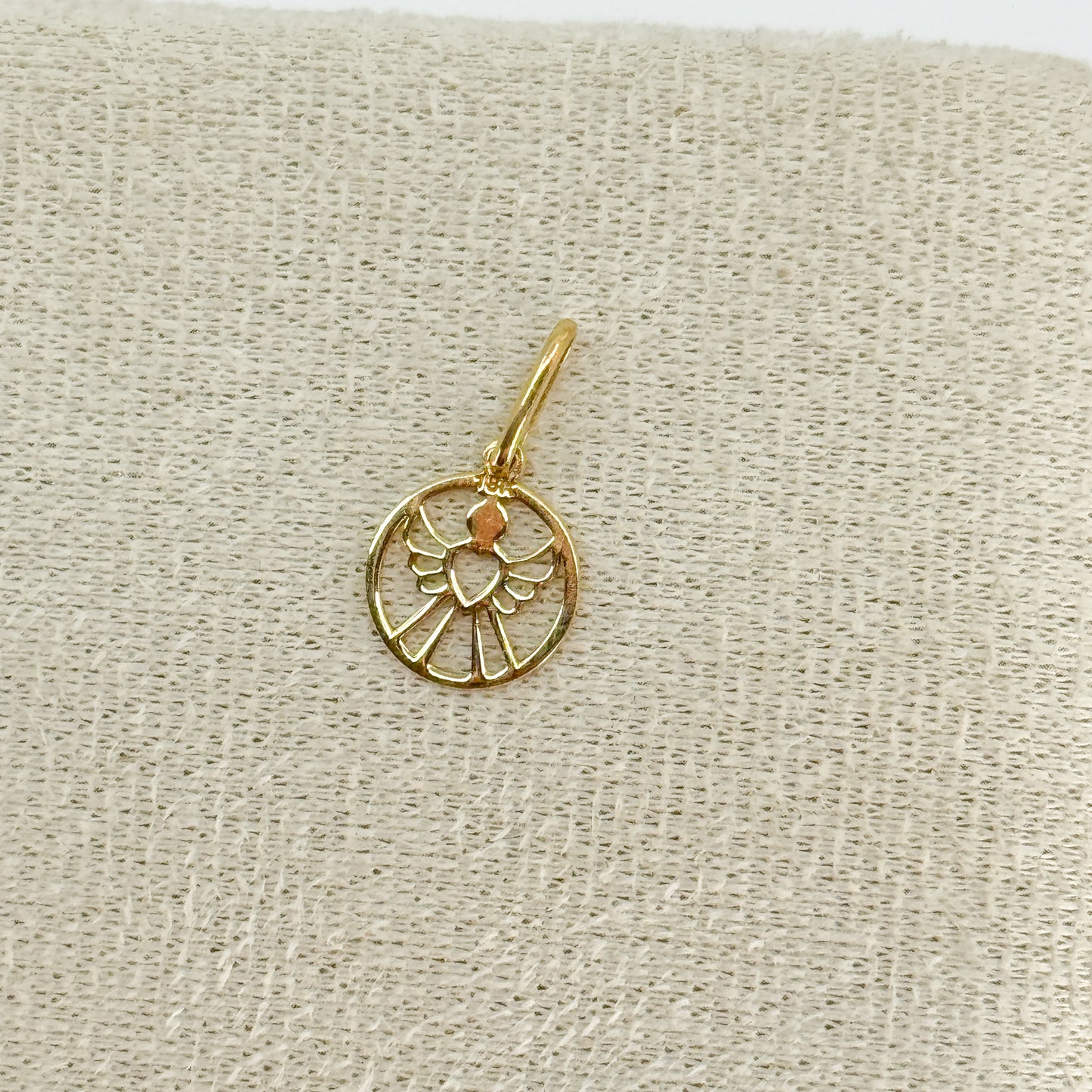 Dije Ángel de Corazón – Oro 18k