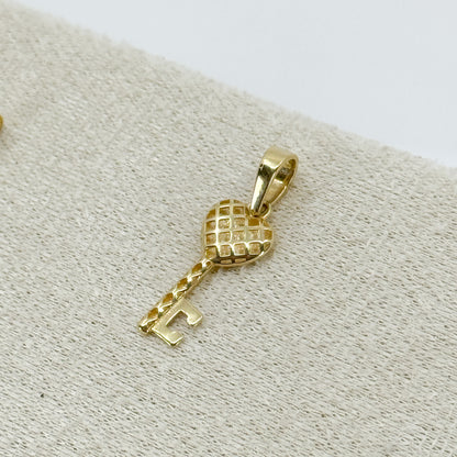 Dije Llave Doble Esencia – Oro 18k