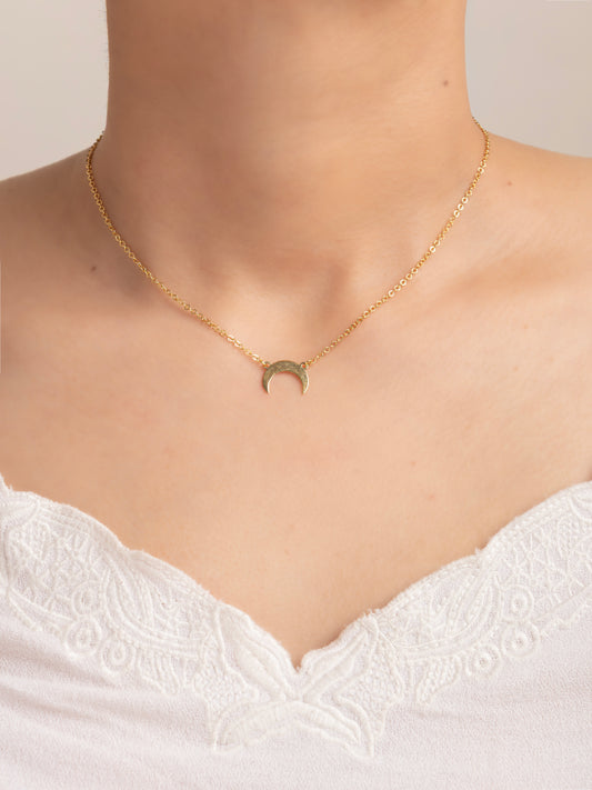 Collar “Luna Invertida”