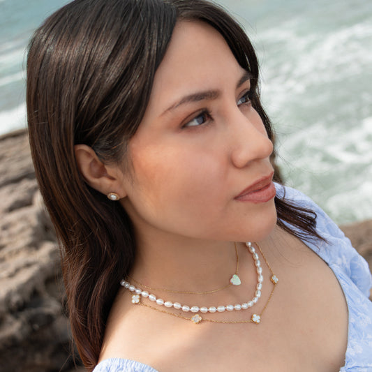 Collar Perla del Río y Broche Timón en Oro 18k 45cm