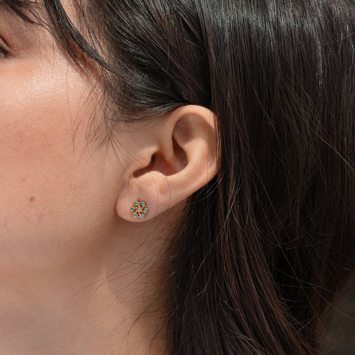 Aretes flor turquesa